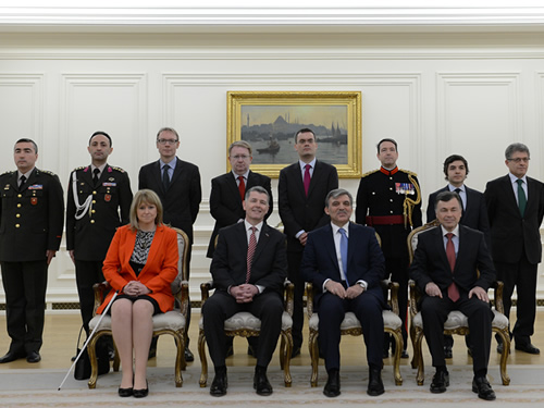 Büyük Britanya ve Kuzey İrlanda Birleşik Krallığı Büyükelçisinden Güven Mektubu